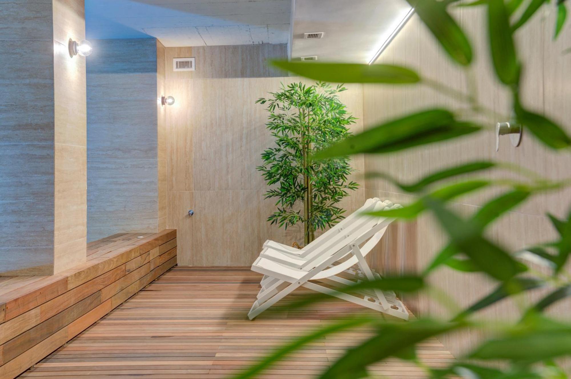 Noru Hotel Malta - Adults Only Hotel San Ġiljan Buitenkant foto