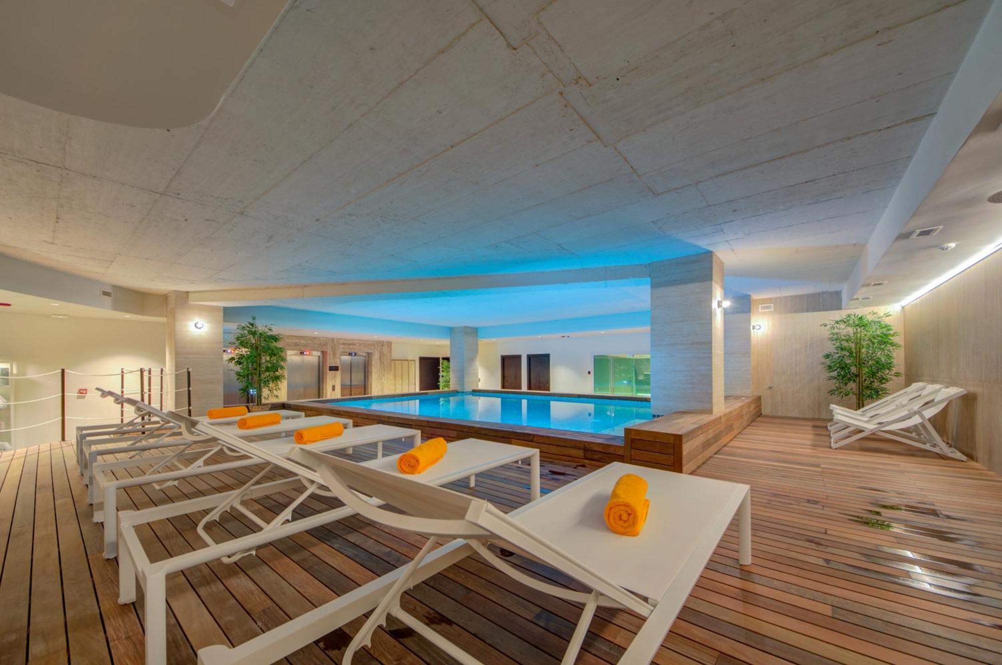 Noru Hotel Malta - Adults Only Hotel San Ġiljan Buitenkant foto
